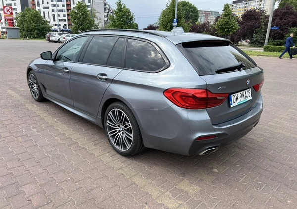 BMW Seria 5 cena 154520 przebieg: 136384, rok produkcji 2017 z Wrocław małe 254